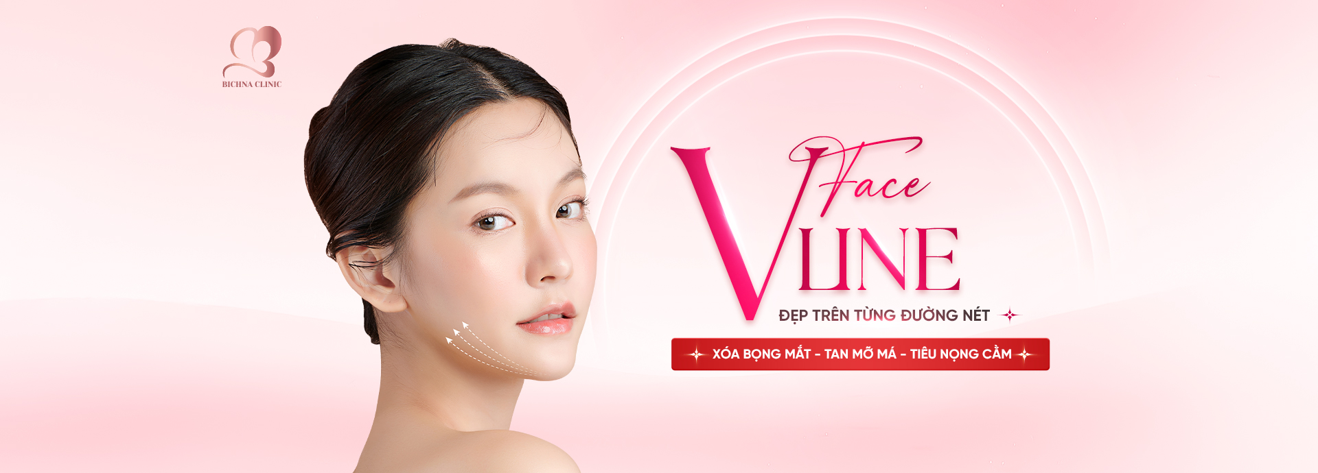 Face V-Line là phương pháp thẩm mỹ không phẫu thuật, sử dụng hoạt chất chuyên biệt để phân hủy và loại bỏ mỡ thừa tại các vùng như mặt, dưới cằm (nọng cằm) và mí mắt dưới. Đây là giải pháp nhanh chóng và hiệu quả giúp khuôn mặt thon gọn, V-line rõ nét mà không cần can thiệp dao kéo.